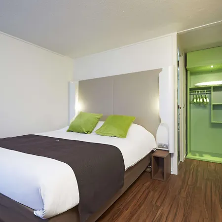 Hotel Campanile Est