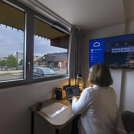 Campanile Est Le Mans
