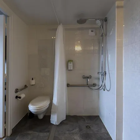 Hotel Campanile Est Le Mans