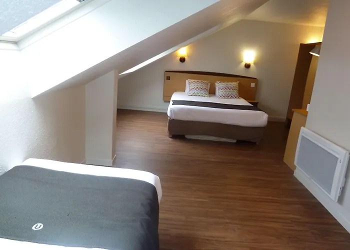 Campanile Nature - Est Hotel