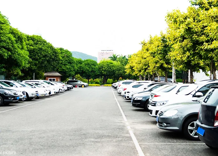 Campanile Nature - Est Hotel 3*