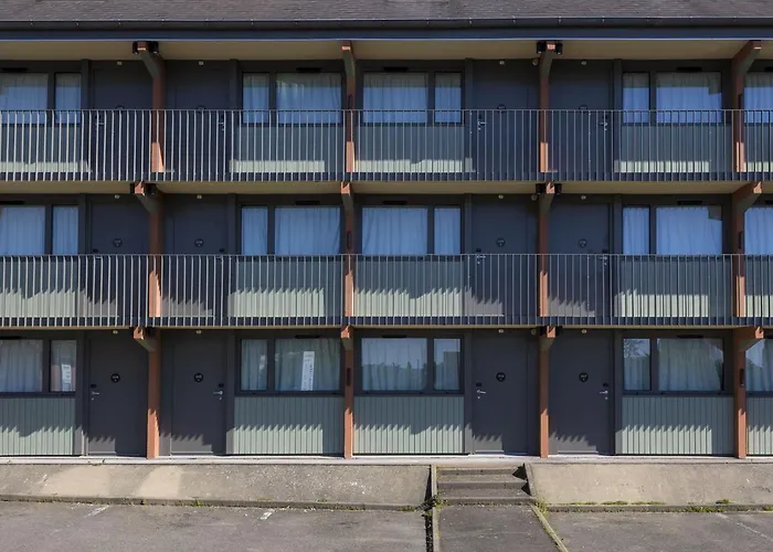 Campanile Nature - Est Le Mans