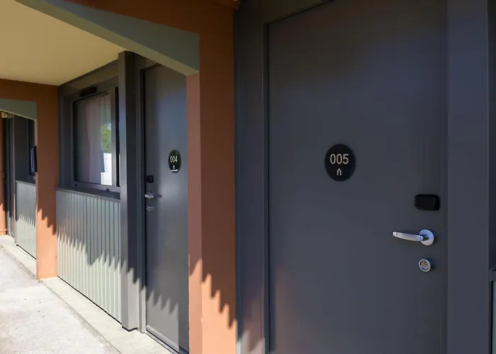 Hotel Campanile Nature - Est