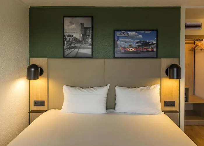 Hotel Campanile Nature - Est