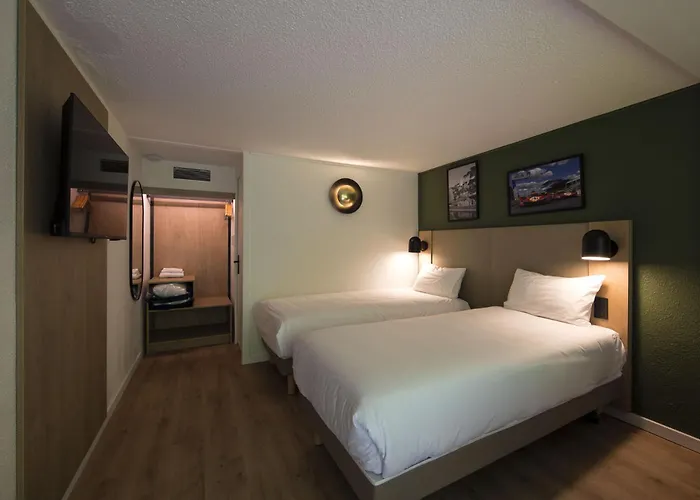 Hotel Campanile Nature - Est Le Mans